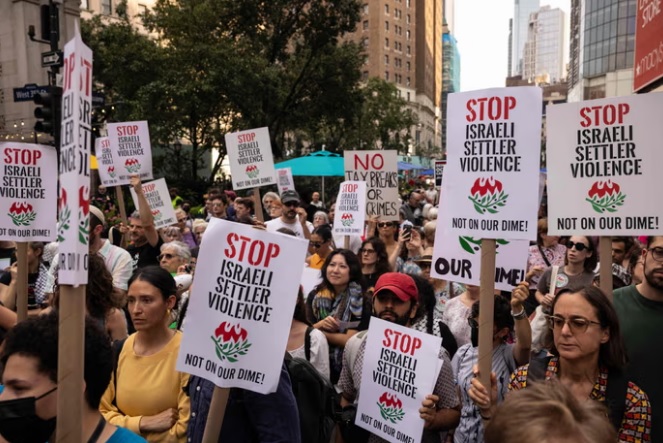 Demonstrators march in support of Palestine in New York City